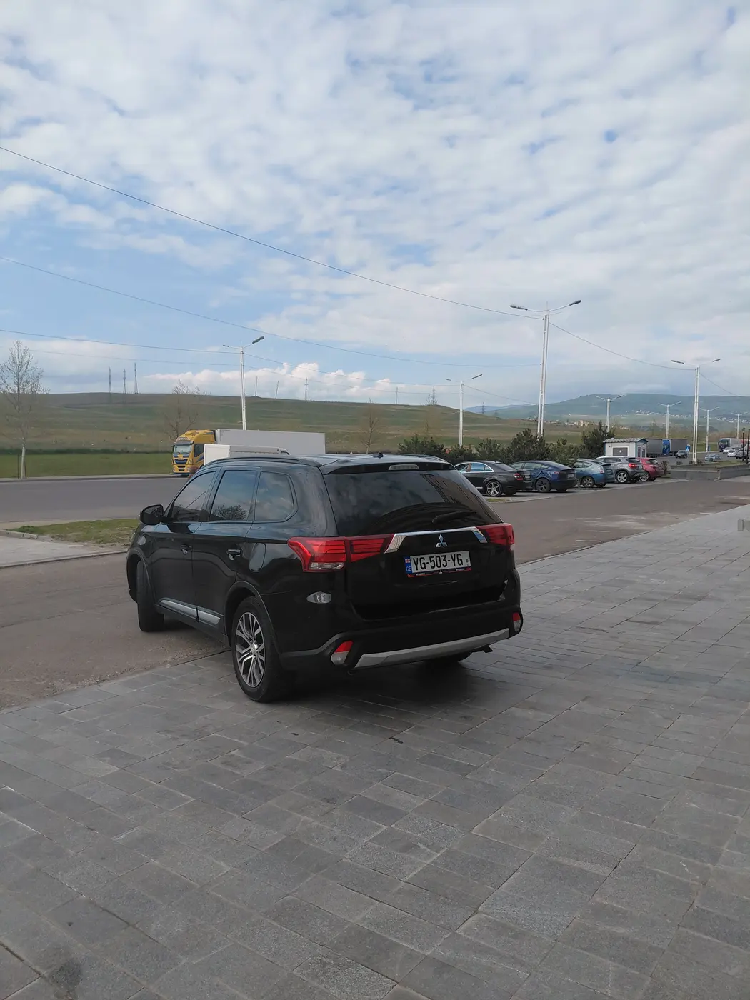 Mitsubishi Outlander