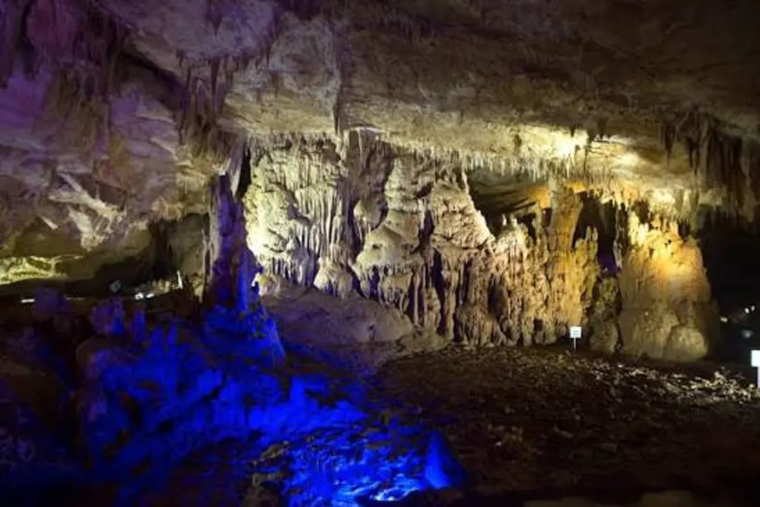 Stalactites in Prometheus Cave